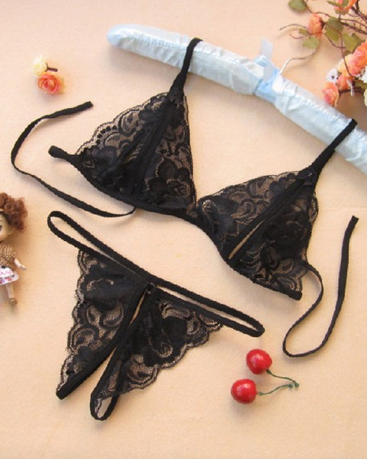 Sexy Open-Crotch Exposed Breasts Lace Lingerie Set